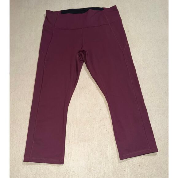 Under armour Pants - Under armour women’s maroon athletic leggings